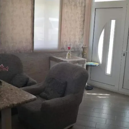 Lägenhet One-bedroom With Terace With Sea View *