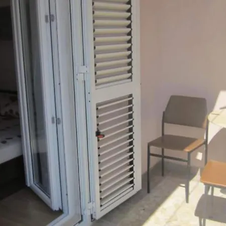 Lägenhet One-bedroom With Terace With Sea View *