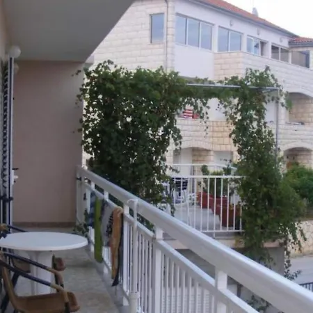 One-bedroom With Terace With Sea View Lägenhet Hvar Town