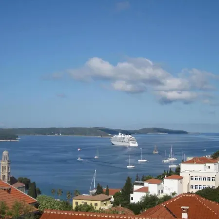 One-bedroom With Terace With Sea View Hvar Town