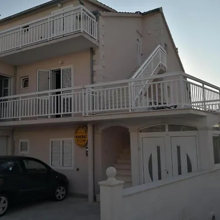 One-bedroom With Terace With Sea View Appartement *
